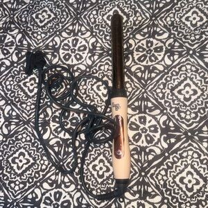 Le Curl Titanium wand